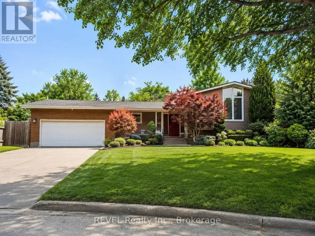 7285 Rolling Acres Crescent, Niagara Falls (Casey)