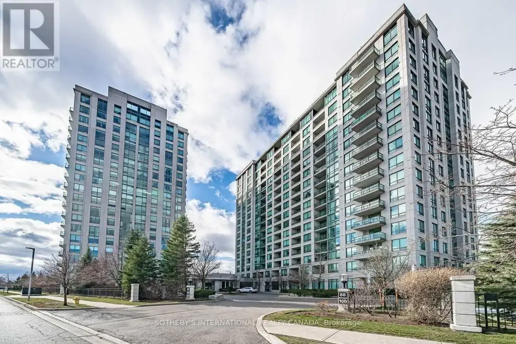 1011 - 100 Promenade Circle, Vaughan (Brownridge)