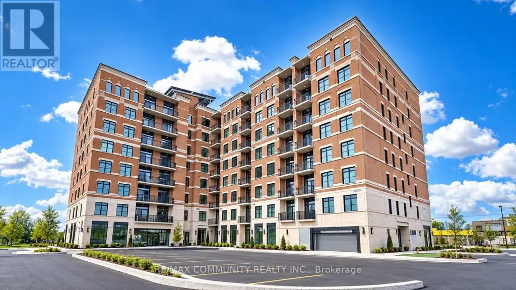 406 - 5917 Main Street, Whitchurch-Stouffville (Stouffville)