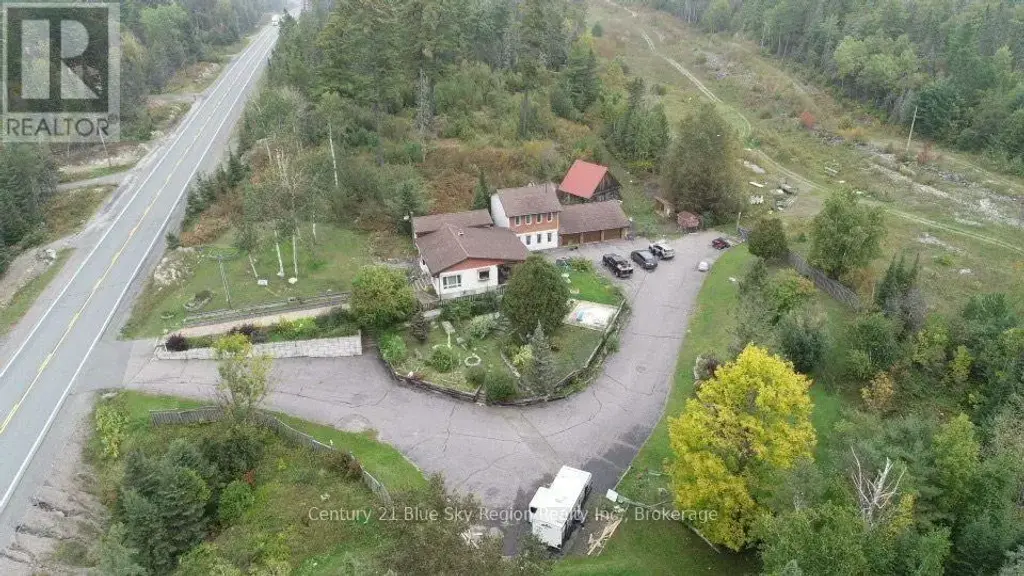 6455 Highway 11 N, Temagami