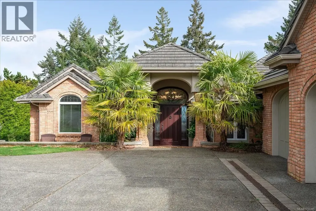 2450 Ainsley Pl, Nanoose Bay