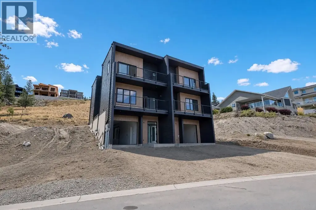 2830 Evergreen Drive Unit# 102, Penticton