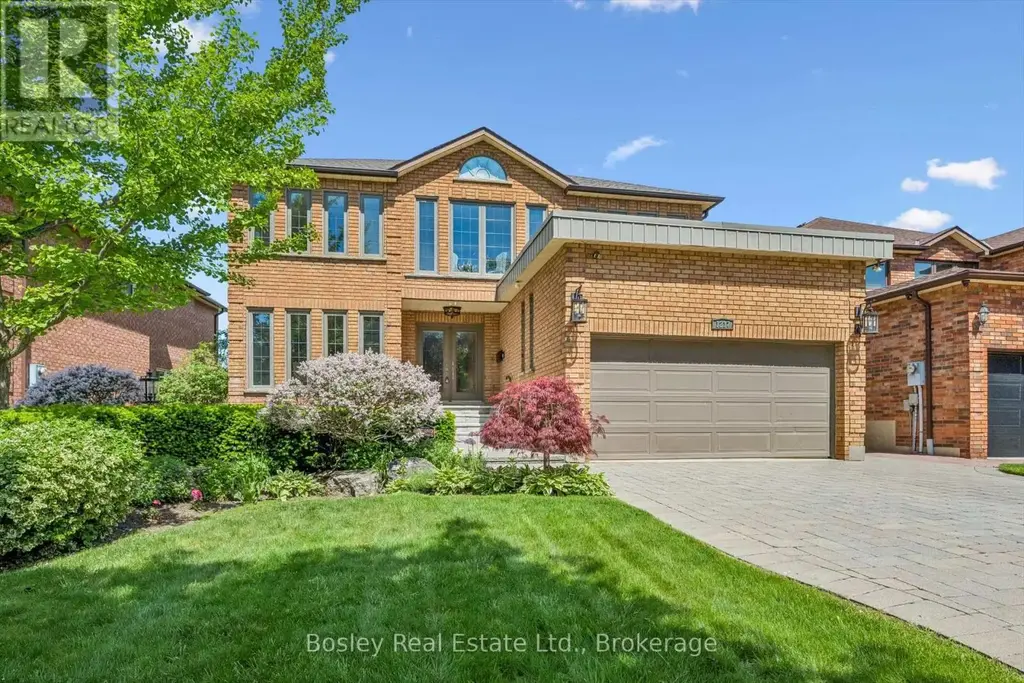1217 Sugar Maple Court, Mississauga (Rathwood)
