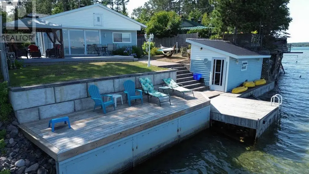 484 Red Pine Dr, Sault Ste. Marie