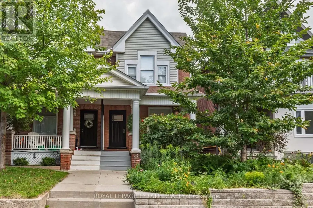48 Bloomfield Avenue, Toronto (South Riverdale)