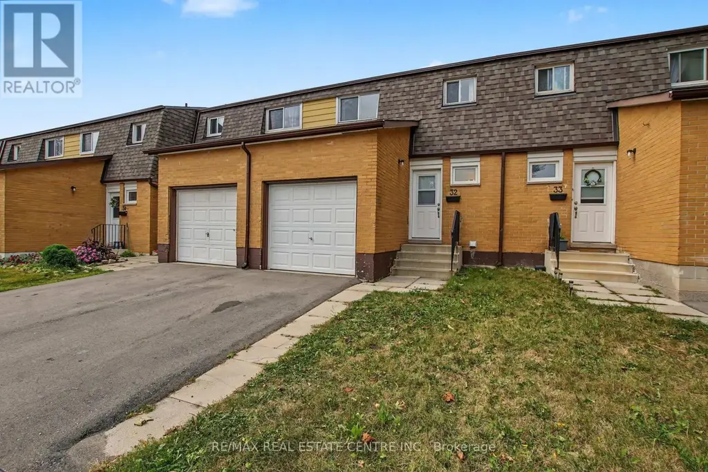 32 - 1444 Upper Ottawa Street, Hamilton (Templemead)
