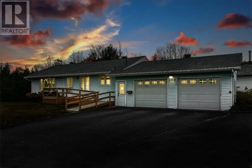 299 Penman, Greater Sudbury