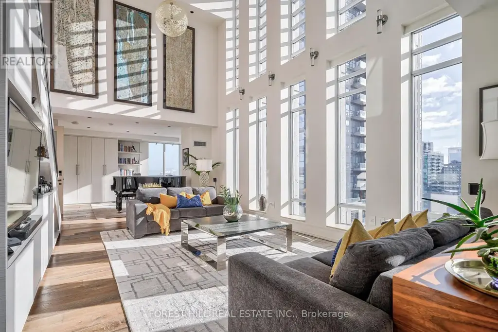 Ph2701 - 8 Colborne Street, Toronto (Church-Yonge Corridor)