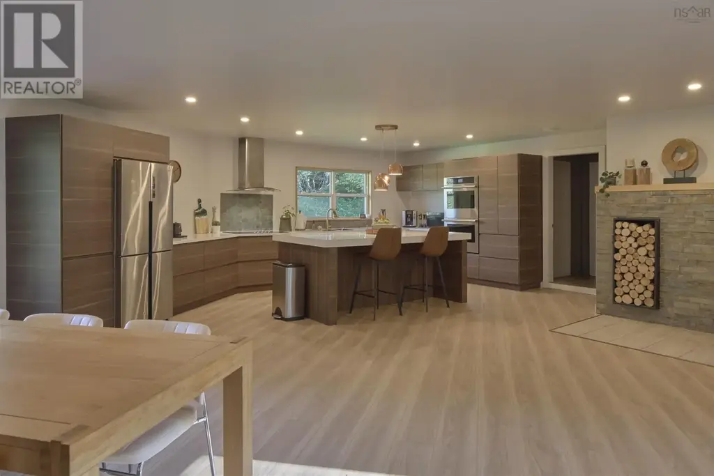 284 Enfield Road, Enfield