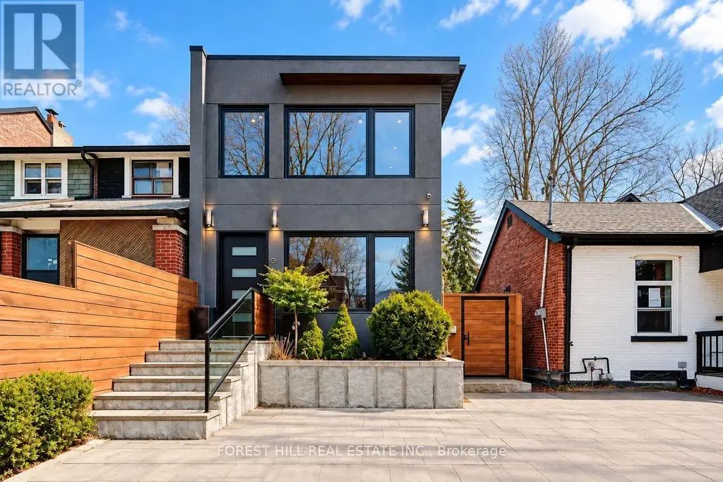 245 Ashdale Avenue, Toronto (Greenwood-Coxwell)
