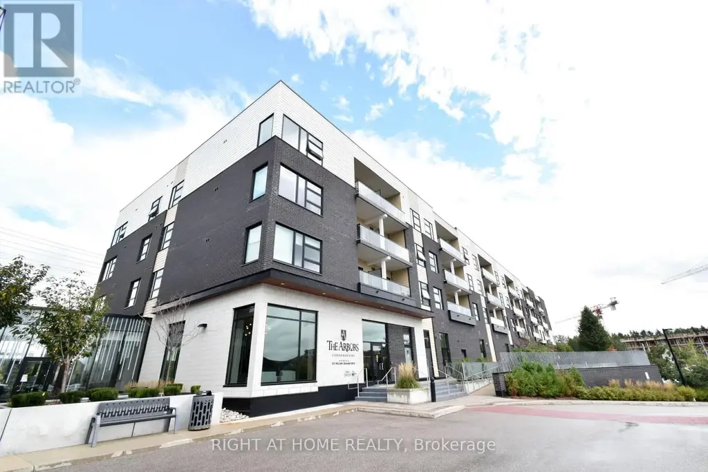 217 - 555 William Graham Drive, Aurora