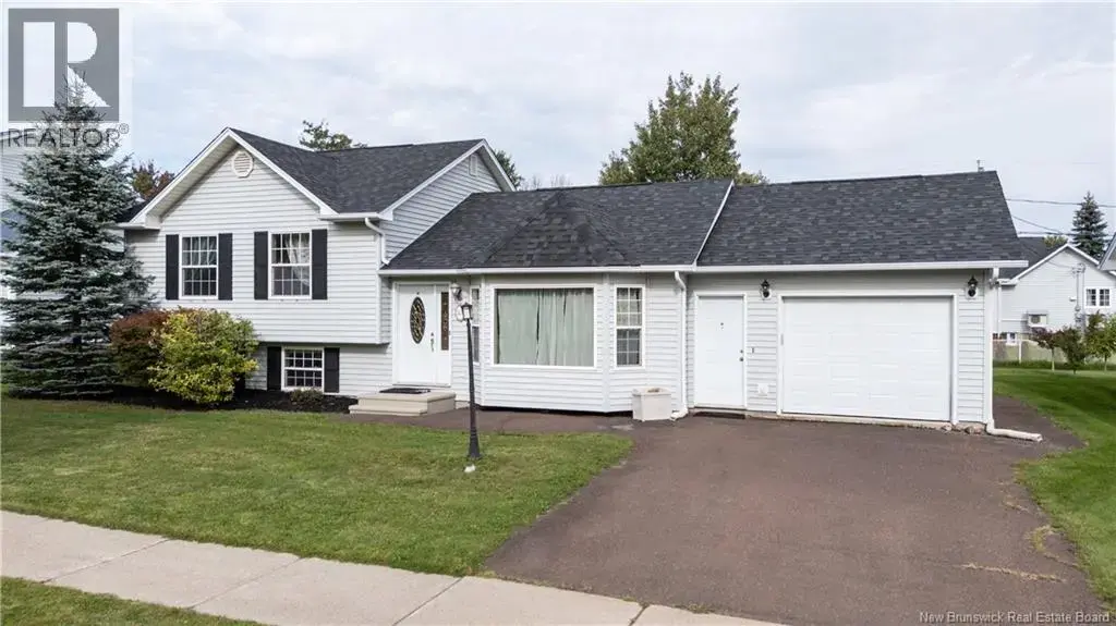 301 Worthington Avenue, Moncton