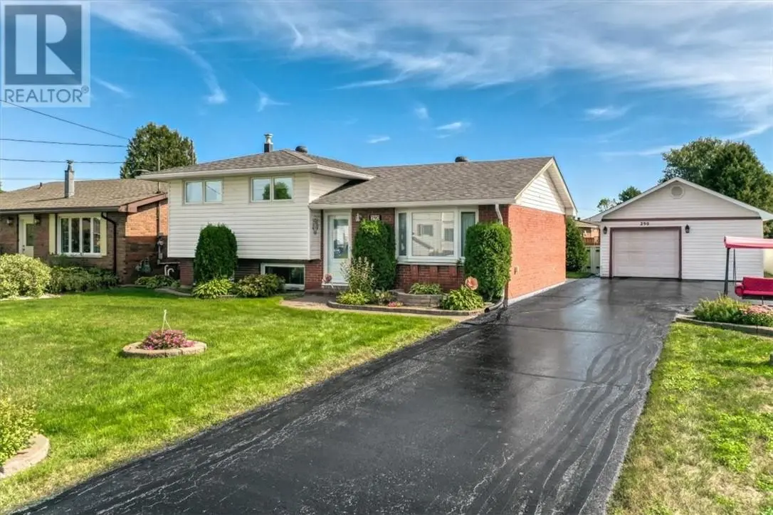 290 Cote Avenue, Chelmsford