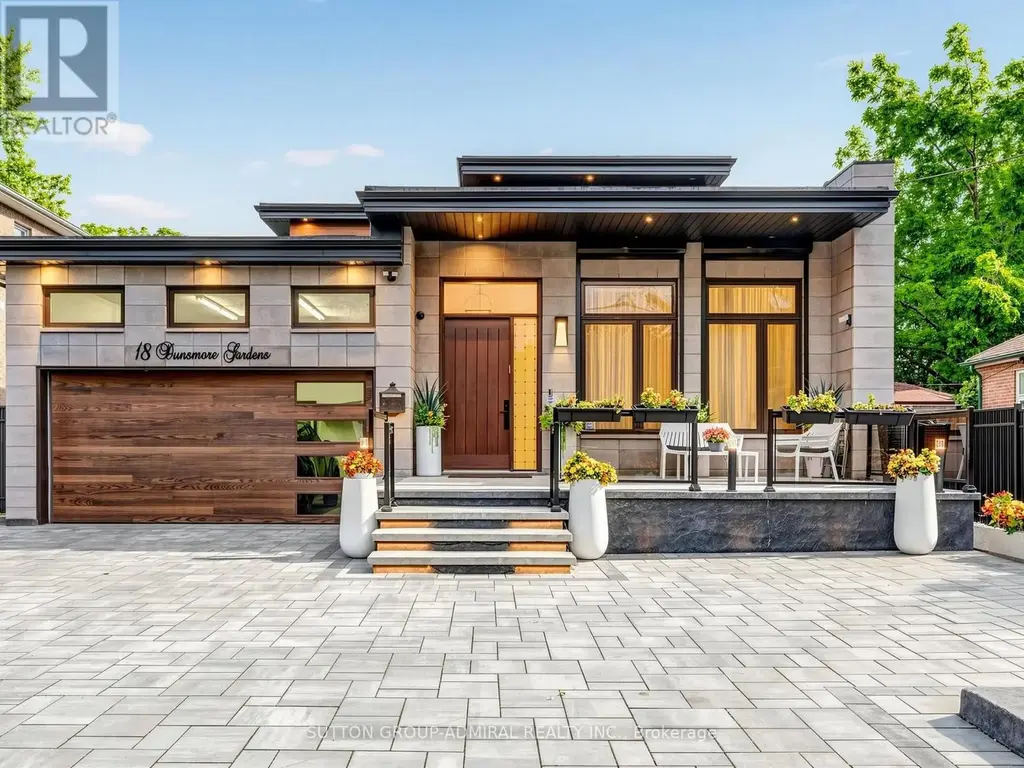 18 Dunsmore Gardens, Toronto (Clanton Park)