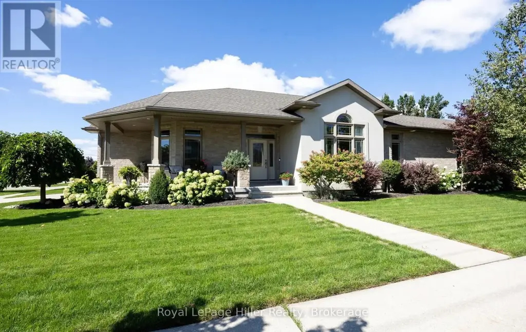 2 Findlay Place, Stratford