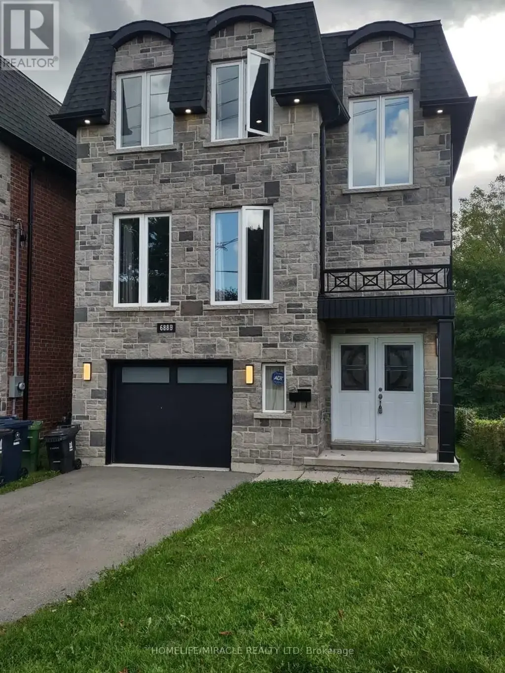 688b Midland Avenue, Toronto (Kennedy Park)