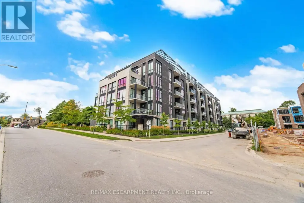 210 - 42 Mill Street, Halton Hills (Georgetown)