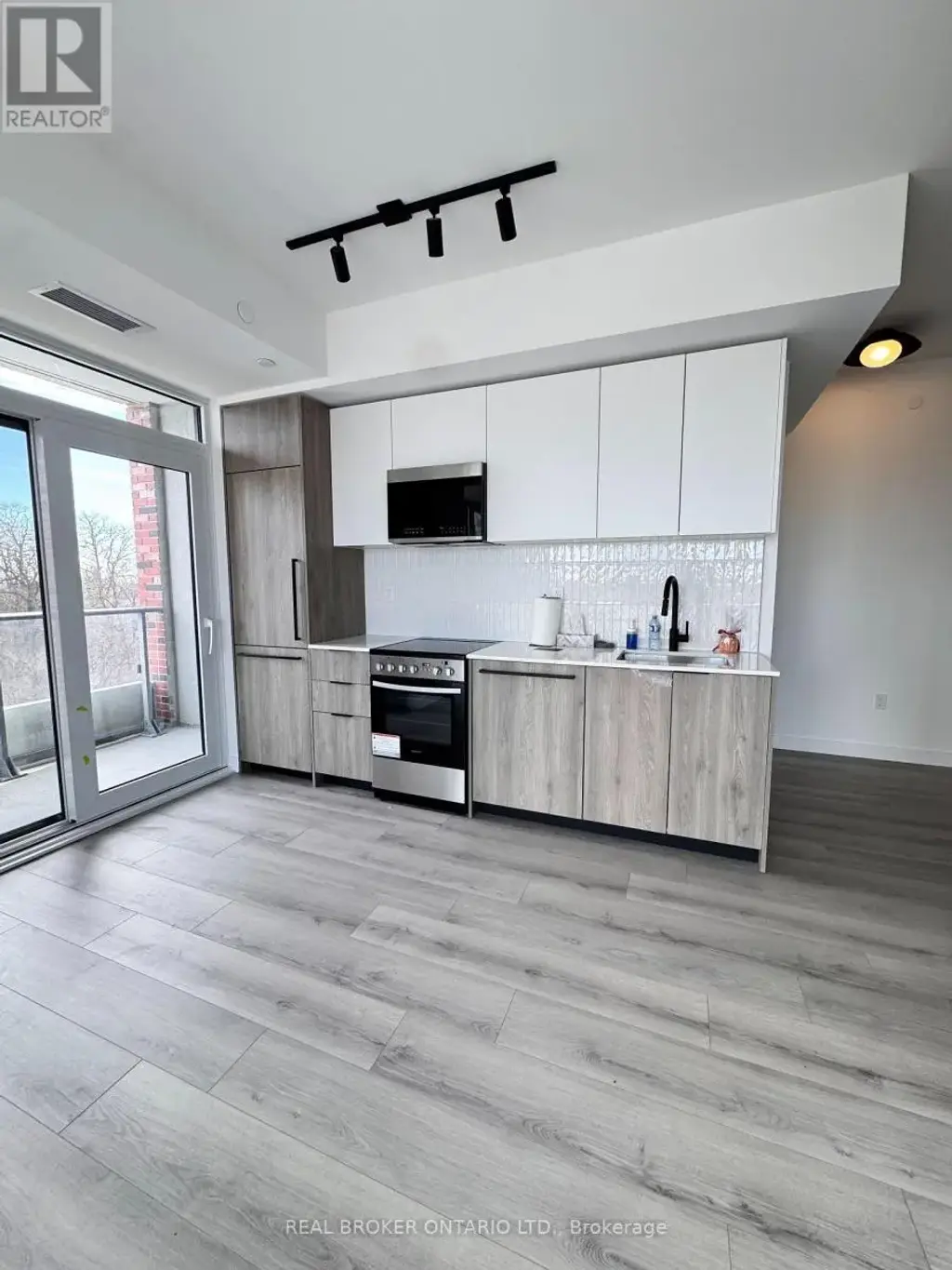 420 - 1635 Military Trail, Toronto (Highland Creek)