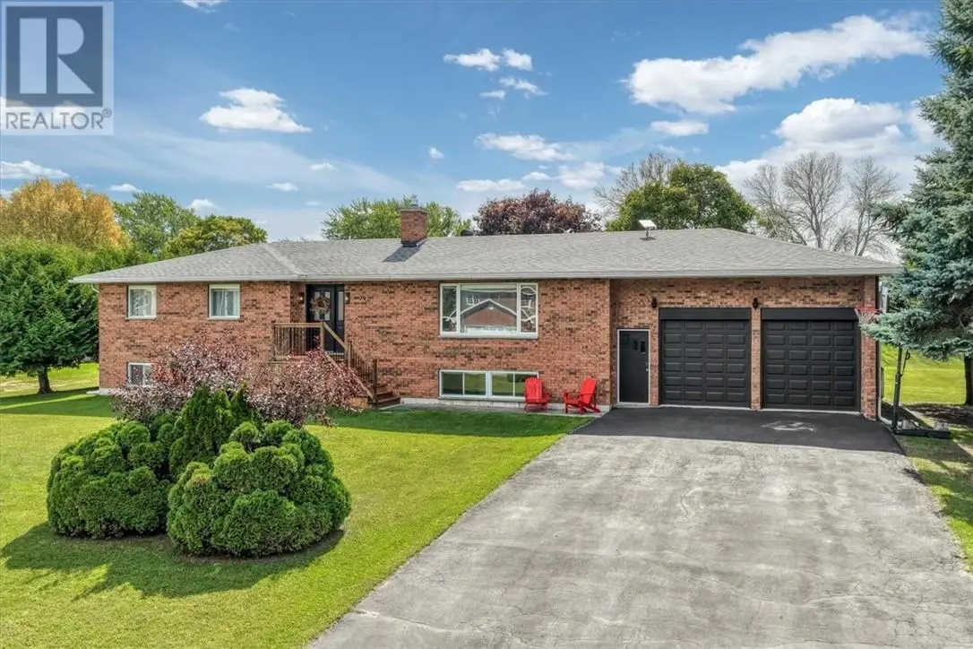 79 Meredith Street W, Little Current