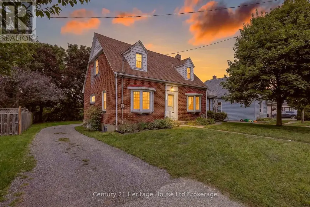 143 Charles Street E, Ingersoll (Ingersoll - South)