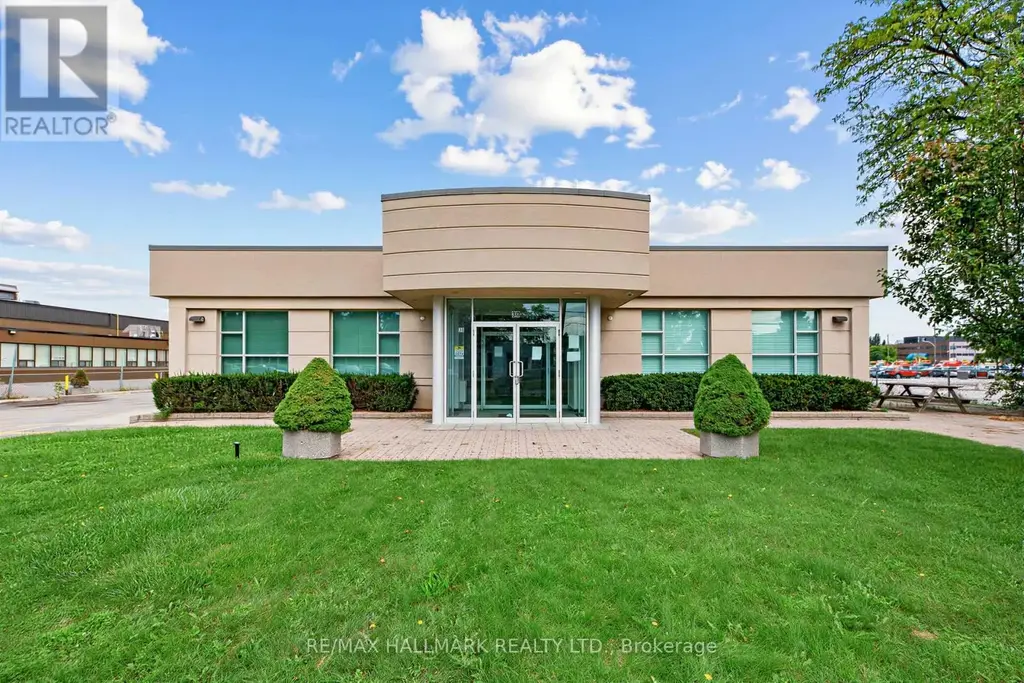 103 - 30 Kern Road, Toronto (Banbury-Don Mills)