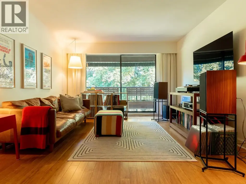 302 2222 Cambridge Street, Vancouver