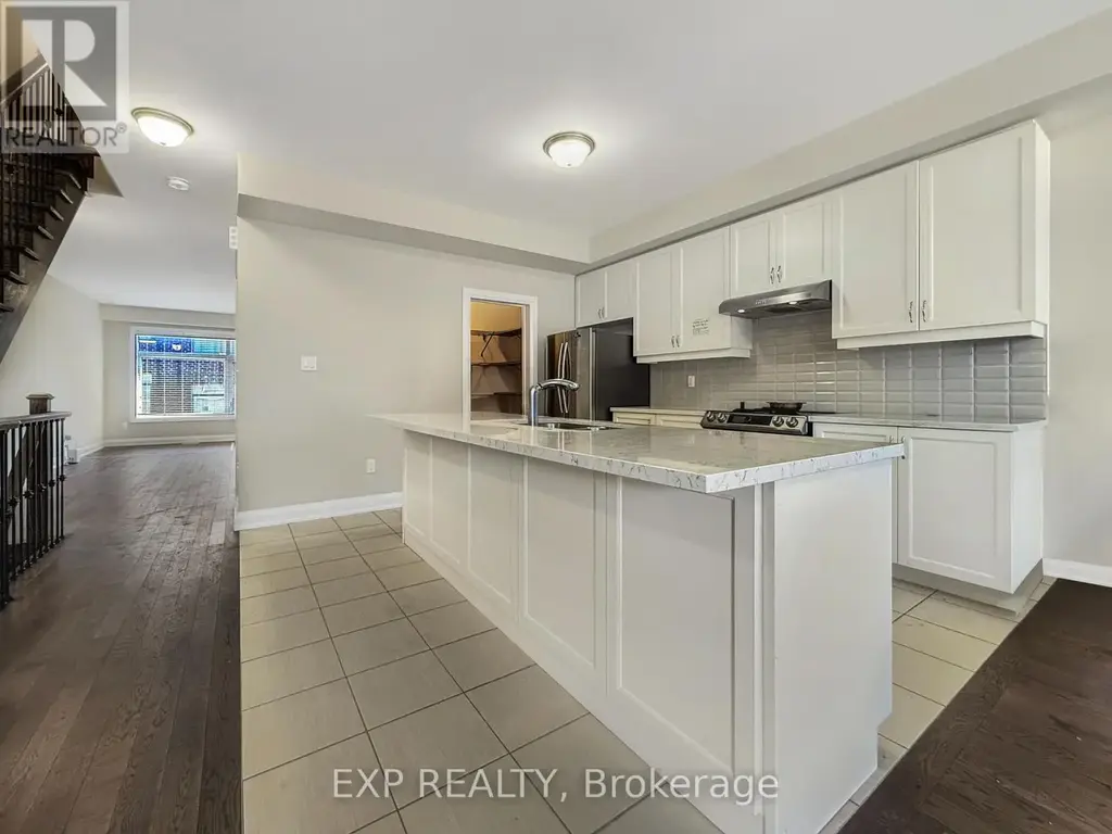 Upper - 923 Isaac Phillips Way, Aurora (Hills of St Andrew)