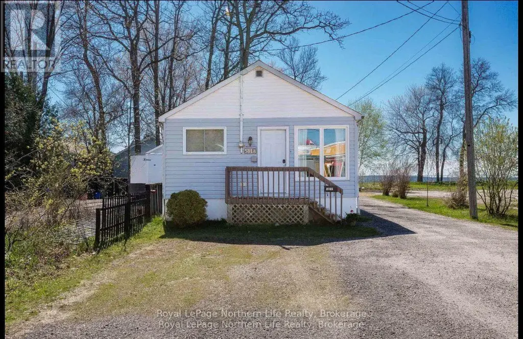 581a Banner Avenue, North Bay (Ferris)