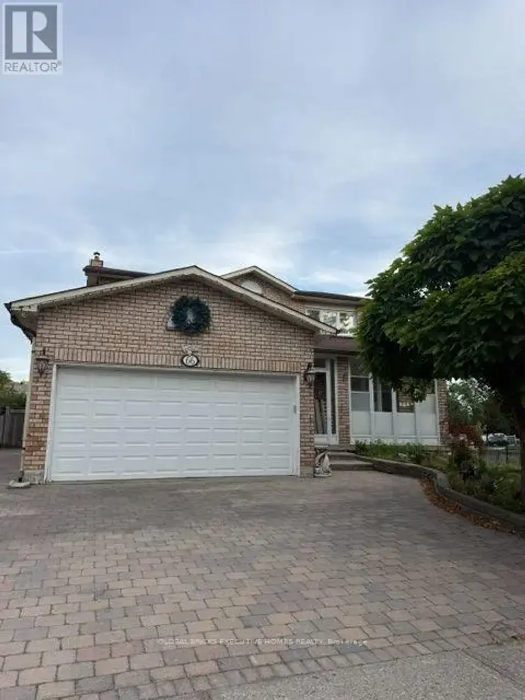 Upper - 66 Foundry Crescent, Markham (Raymerville)