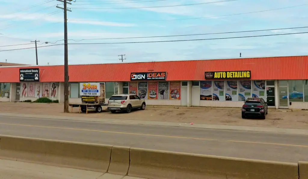 8708 Yellowhead Trail, Edmonton