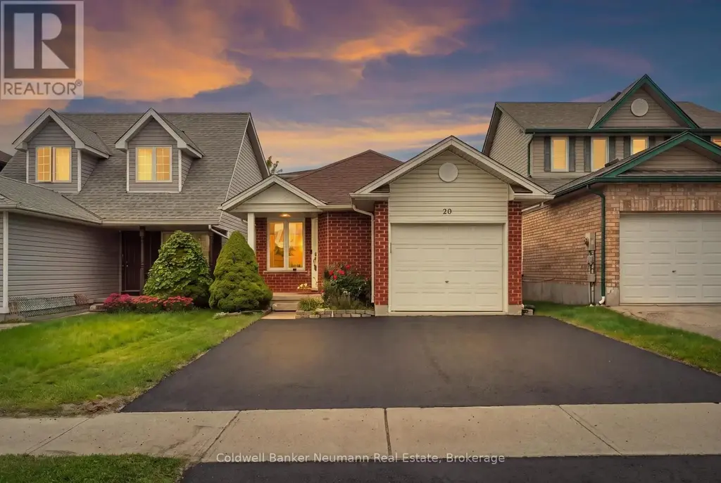 20 Trailbrook Lane, Guelph (Grange Road)
