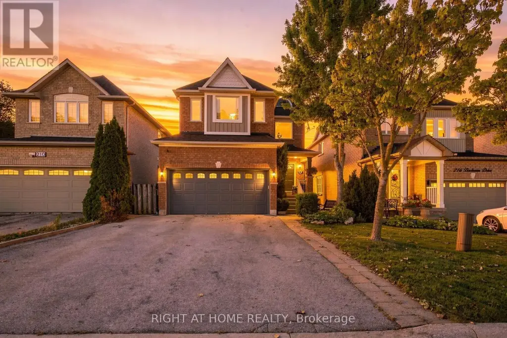 212 Bachman Drive, Vaughan (Maple)