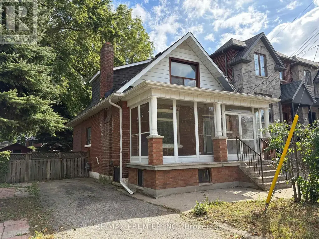 33 Royal York Road, Toronto (Mimico)
