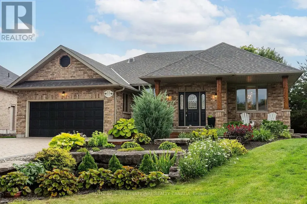 33 South Harbour Drive, Kawartha Lakes (Bobcaygeon)