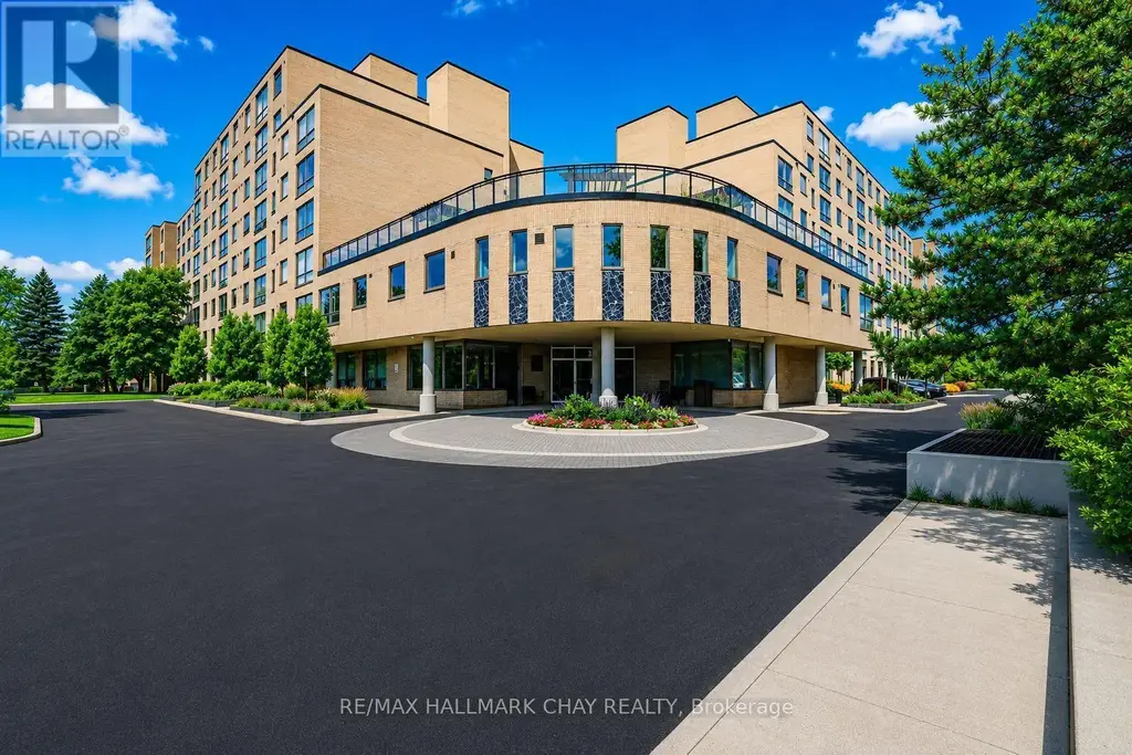 705 - 326 Major Mackenzie Drive E, Richmond Hill (Crosby)