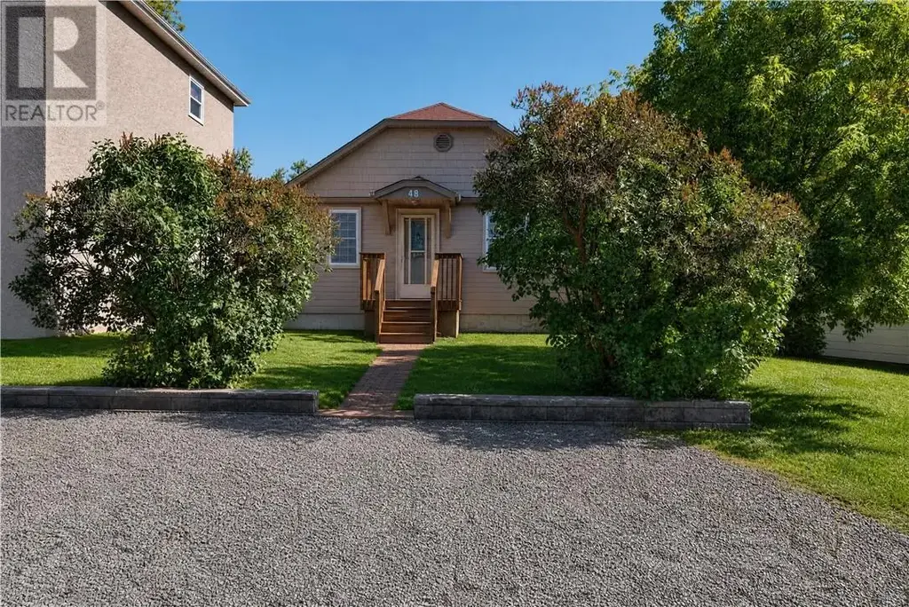 48 Gutcher Avenue, Sudbury
