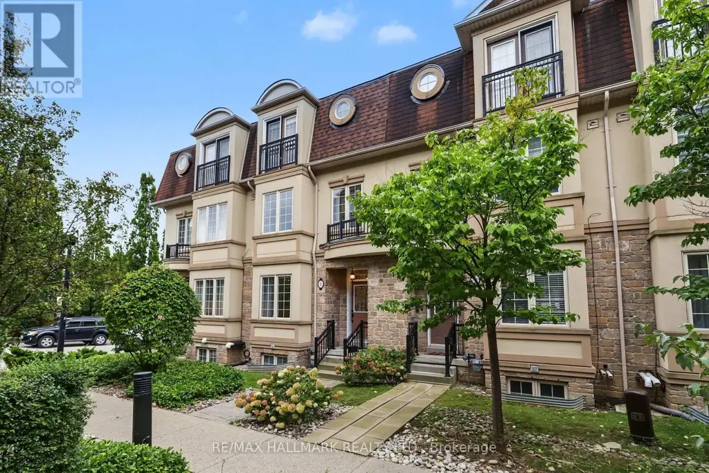 3 Flook Lane, Toronto (Willowdale West)