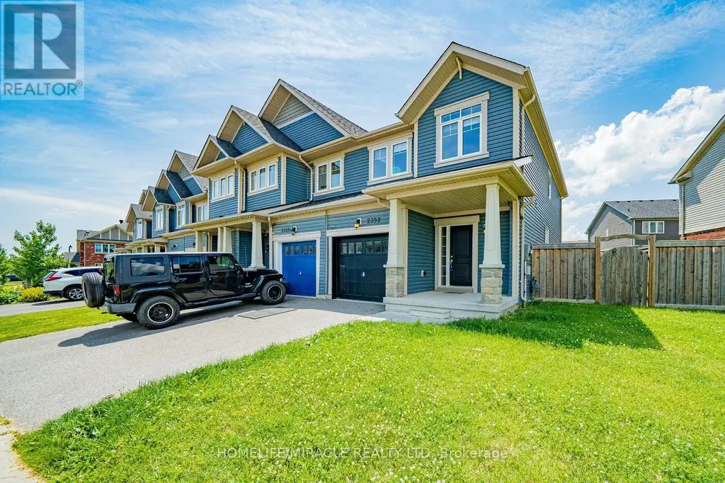 2352 Steeplechase Street, Oshawa (Windfields)