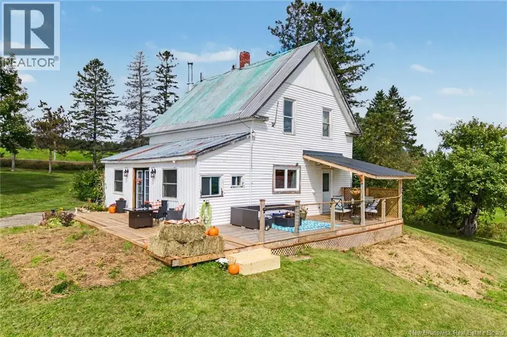1172 Route 605, Maple Ridge