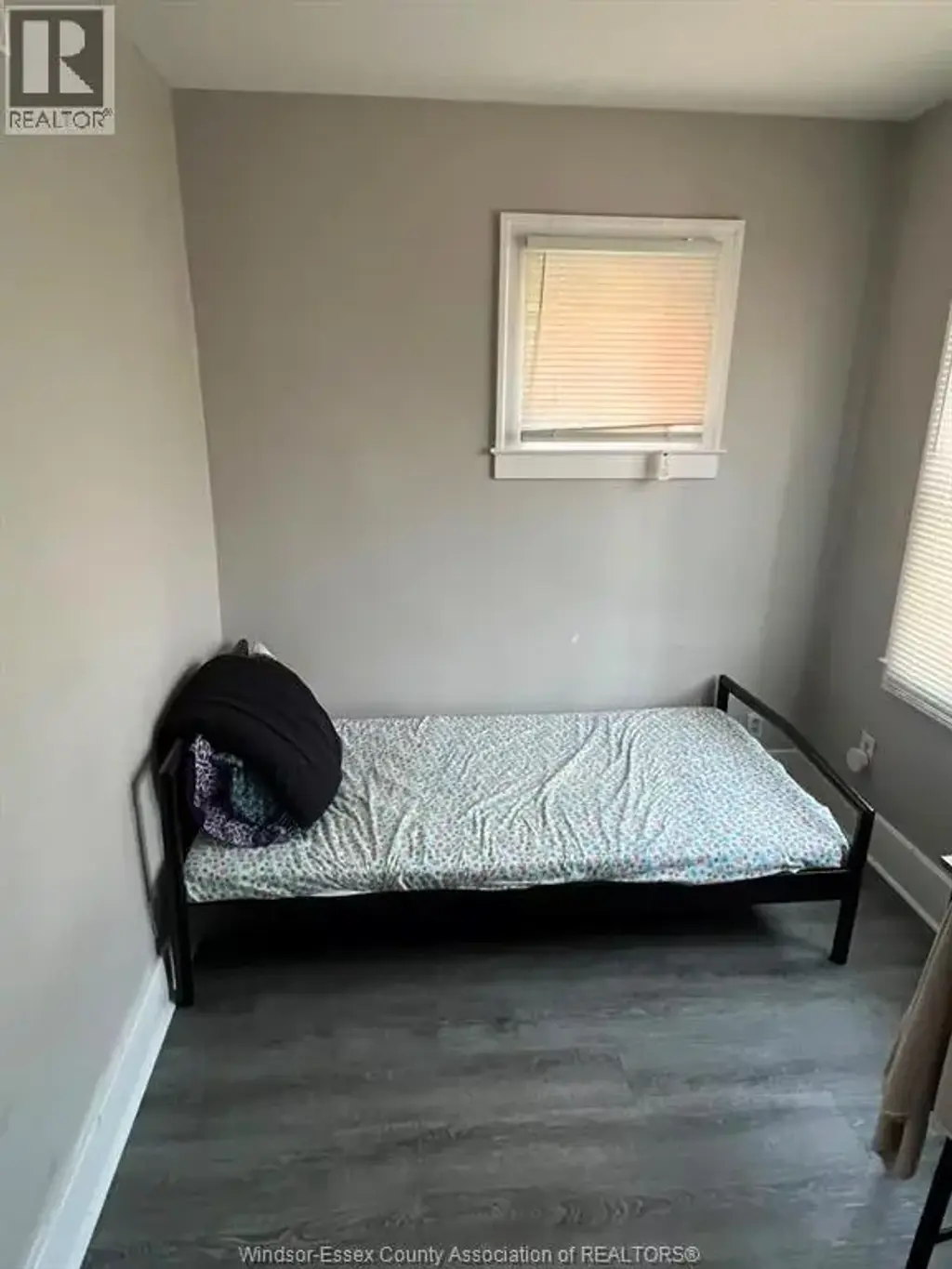1616 Wyandotte West Unit# #2-room 3, Windsor