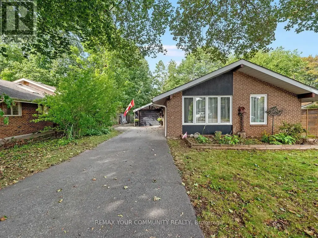 1899 Delaney Drive, Mississauga (Clarkson)