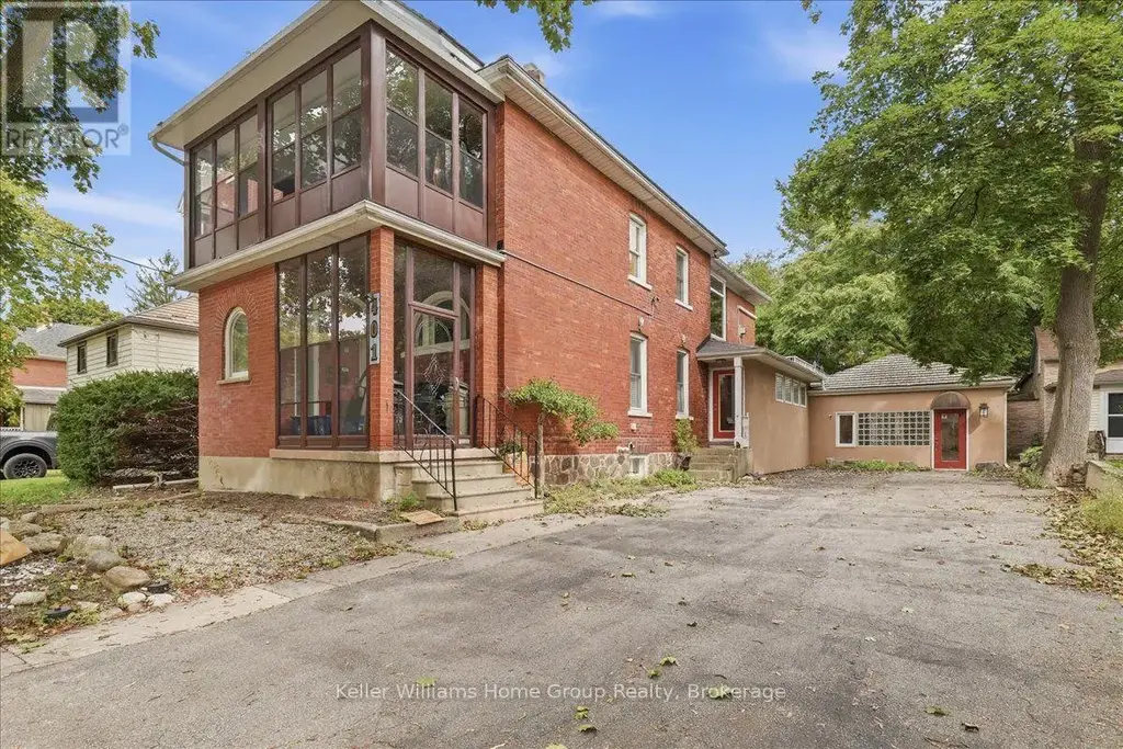 401 Laurel Street, Cambridge