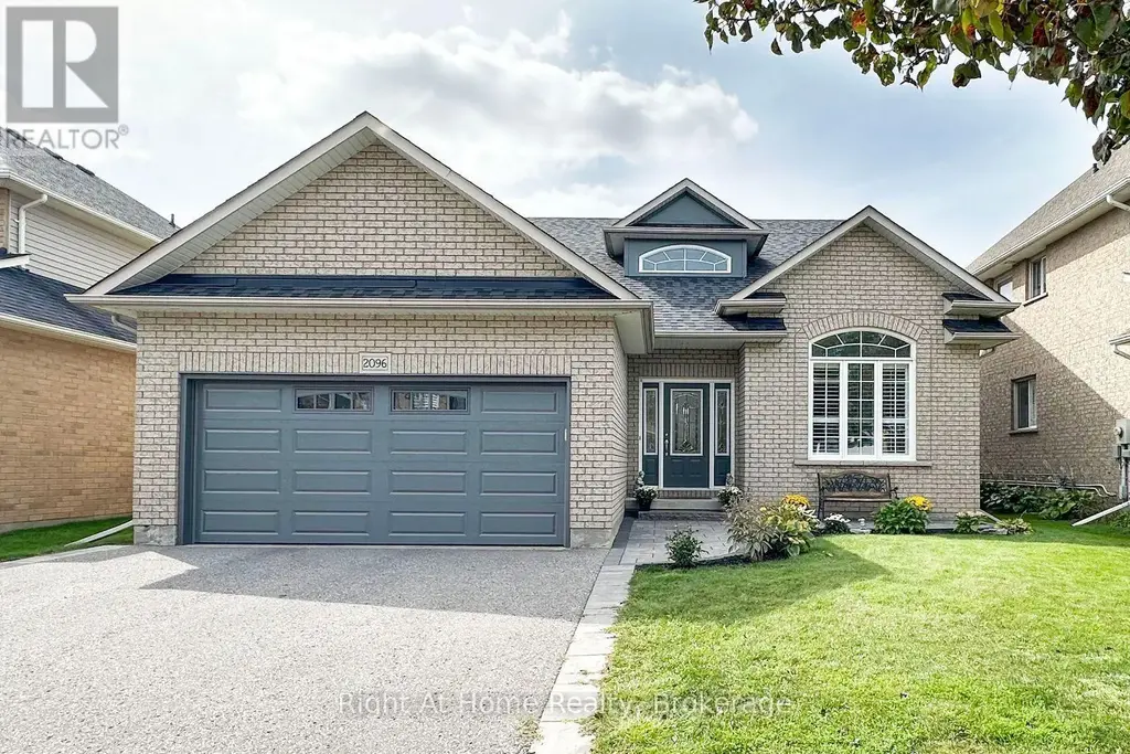 2096 Stornoway Street, Oshawa (Kedron)