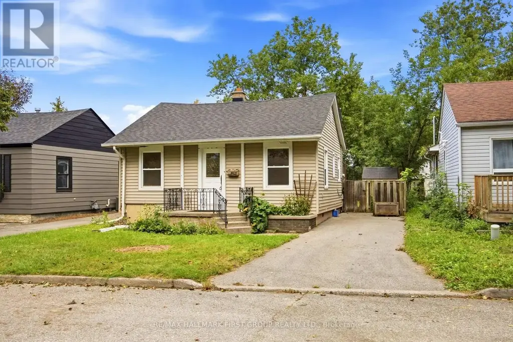 24 George Street, Ajax (Central)