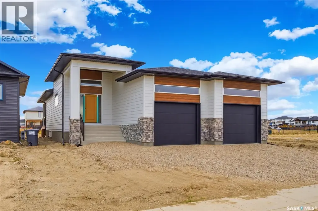 211 Dziadyk Manor, Saskatoon