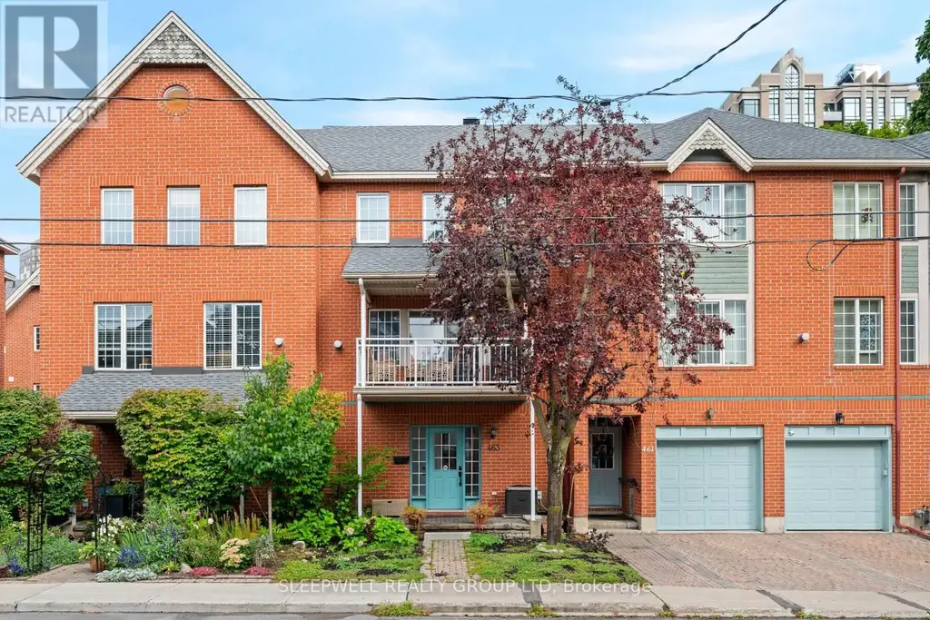 463 Cooper Street, Ottawa