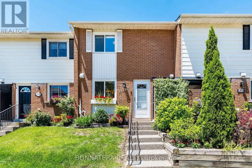 2097 Marine Drive, Oakville (BR Bronte)