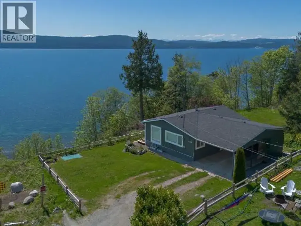 2119 Palmer Road, Powell River