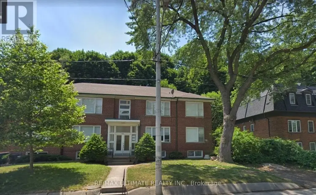 9 - 230 South Kingsway, Toronto (High Park-Swansea)