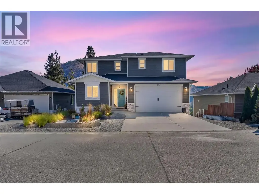 2961 Ensign Way, West Kelowna